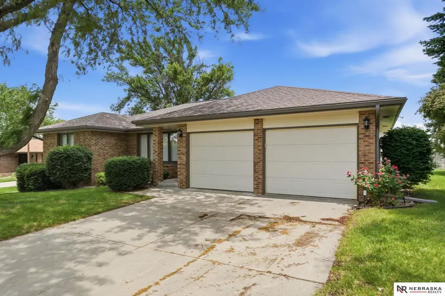 1120 Smoky Hill Road, Lincoln, NE 68520 - #2