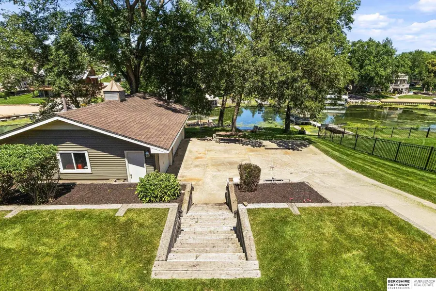 804 Beaver Lake Boulevard, Plattsmouth, NE 68048 - #2