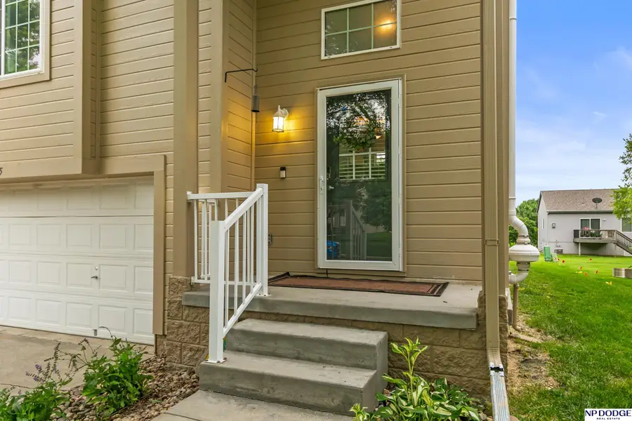 18915 K Street, Omaha, NE 68135 - #3