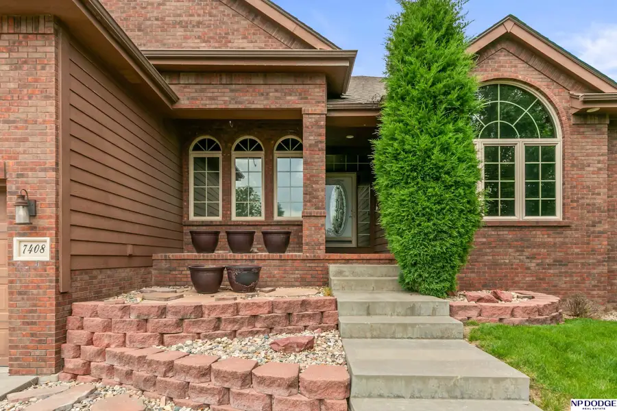 7408 S 103rd Avenue, La Vista, NE 68128 - #3