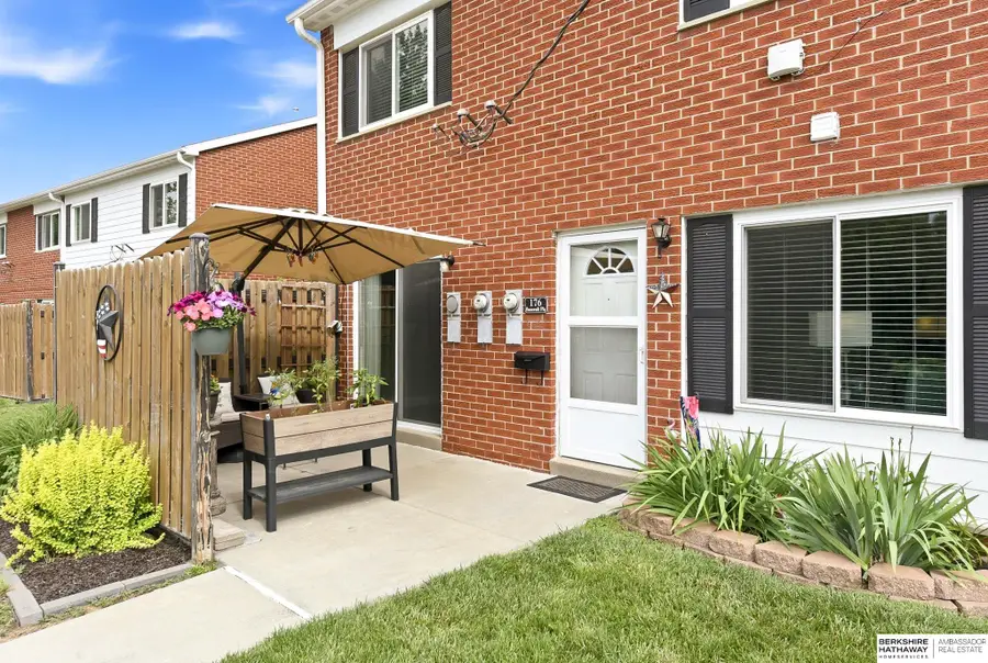176 Bancroft Plaza, Omaha, NE 68108 - #2