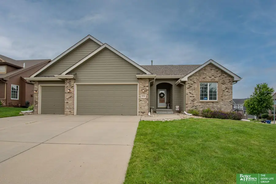 18904 Olive Street, Omaha, NE 68136 - #2
