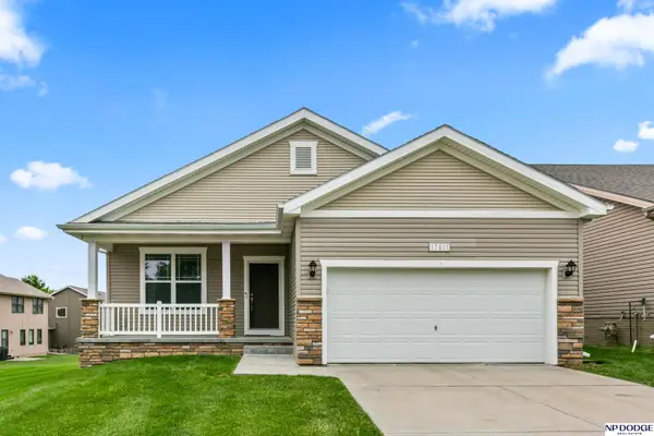 17611 Sahler Street, Omaha, NE 68116
