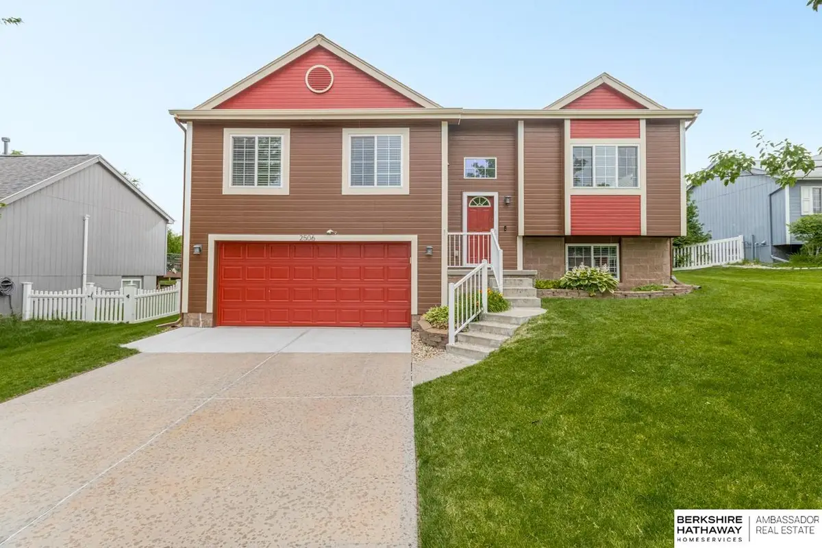 2506 Hogantown Drive, Bellevue, NE 68123 - #1