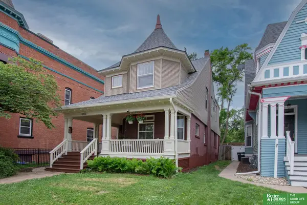 3015 Pacific Street, Omaha, NE 68105