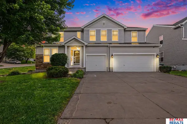 2902 N 169th Street, Omaha, NE 68116