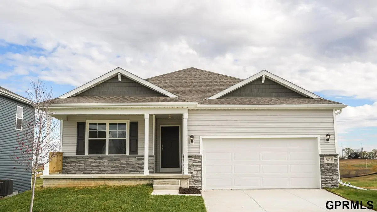 16322 Davidson Street, Bennington, NE 68007 - #1