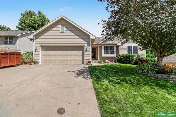 11909 N 159 Street, Bennington, NE 68007