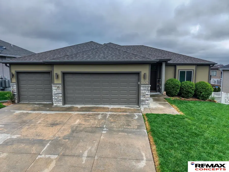 3120 Rawhide Drive, Lincoln, NE 68507 - #2