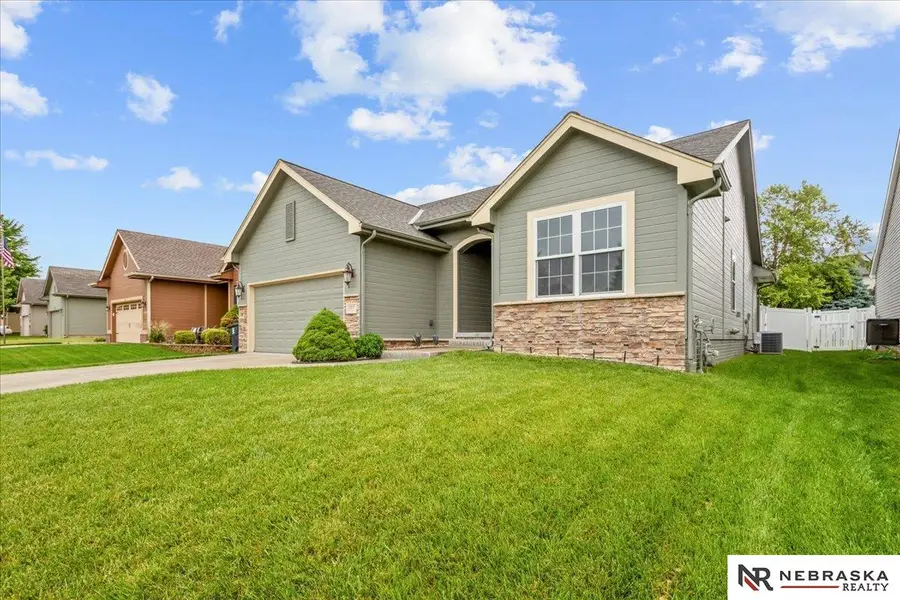 16906 Colony Drive, Omaha, NE 68136 - #2