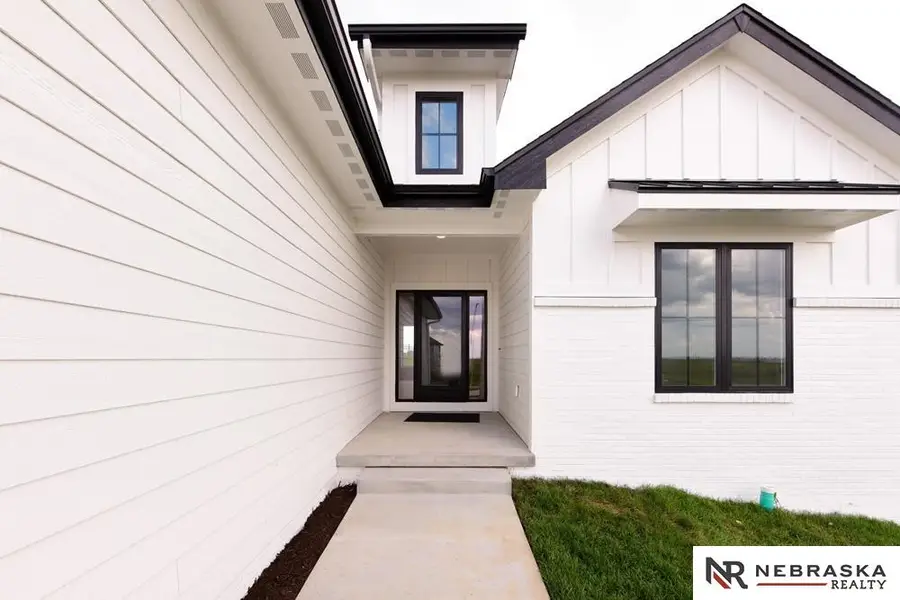 12605 Glenn Street, Papillion, NE 68138 - #3