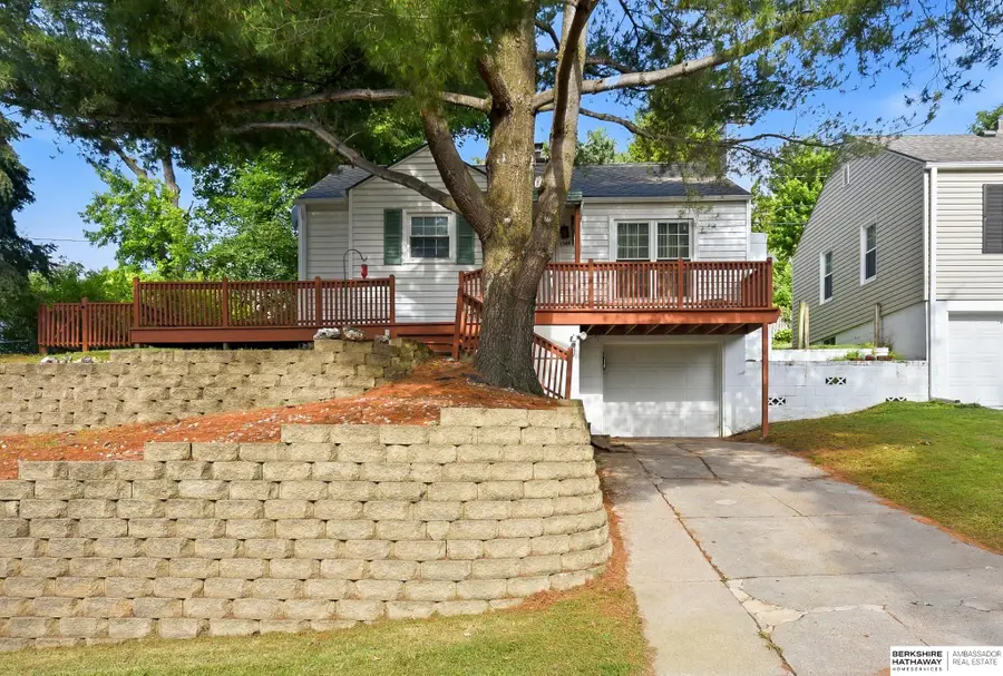 1344 S 52nd Avenue, Omaha, NE 68106 - #2