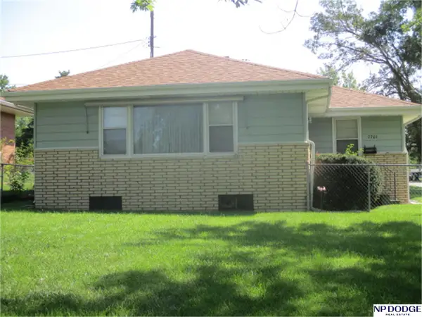 7701 N 36th Street, Omaha, NE 68112