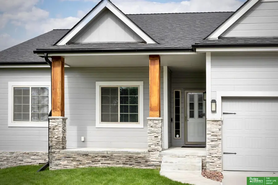 14902 S 22nd Street, Bellevue, NE 68123 - #2