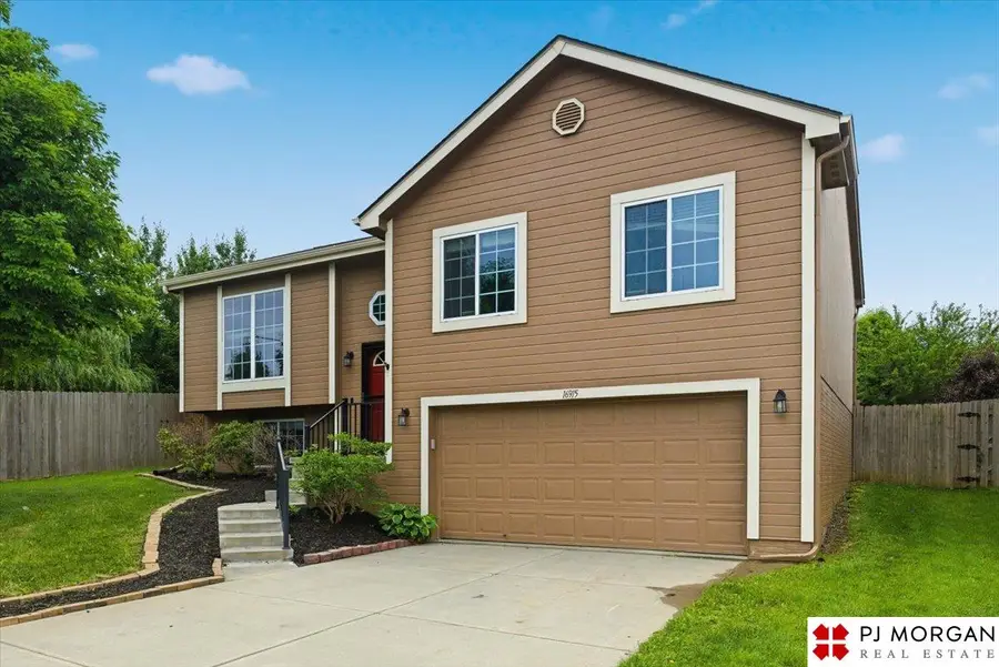 16915 Camden Avenue, Omaha, NE 68116 - #2
