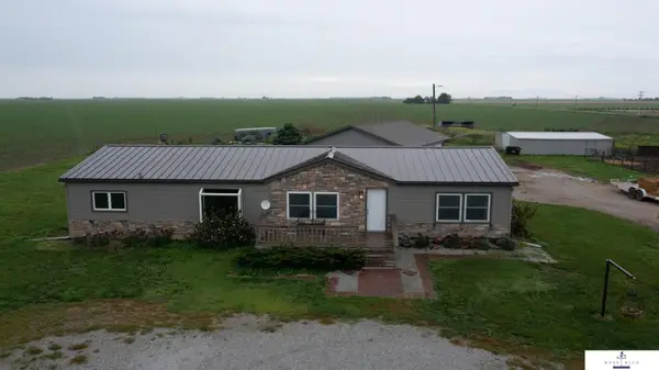 4352 Mckelvie Road, Utica, NE 68456