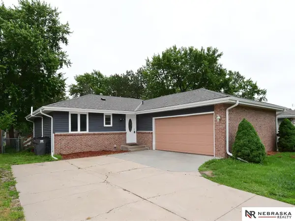 4720 S 56th Street, Lincoln, NE 68516
