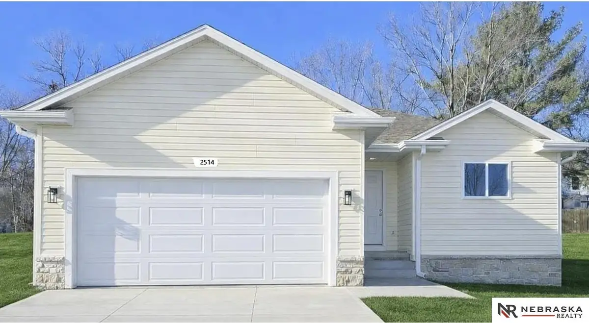 2514 N 70th Street, Omaha, NE 68104 - #1