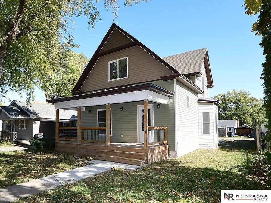 416 N 16th Street, Beatrice, NE 68310 - #2