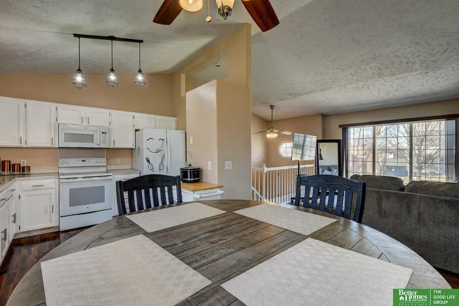 8849 N 81 Avenue, Omaha, NE 68122 - #3