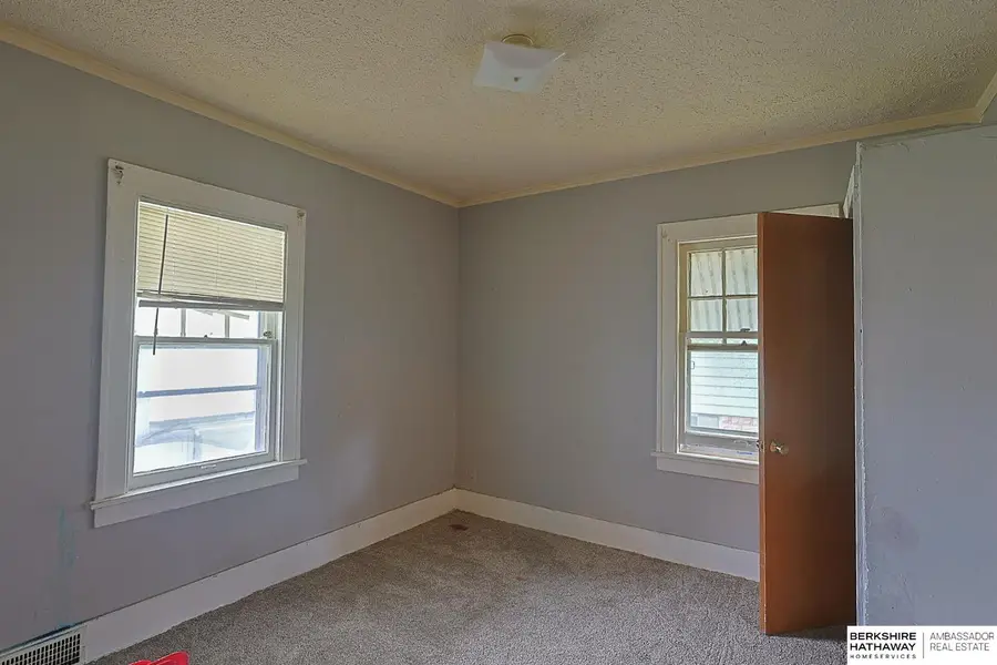 2873 Ellison Avenue, Omaha, NE 68111 - #3