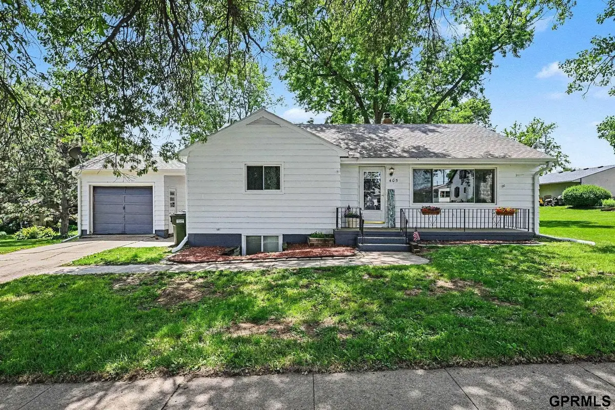 405 Vine Street, Yutan, NE 68073 - #1