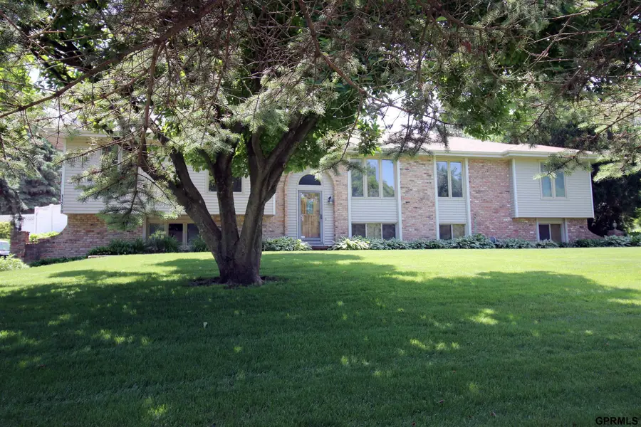 11219 Kentucky Road, Papillion, NE 68133 - #2