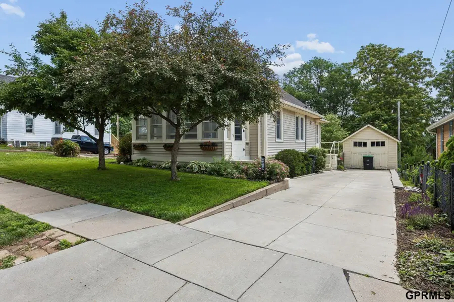 4219 S 12th Street, Omaha, NE 68107 - #2