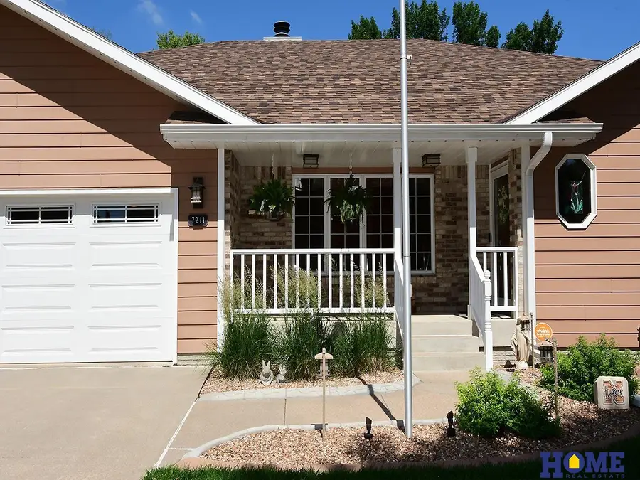 7211 Woody Creek Lane, Lincoln, NE 68516 - #3