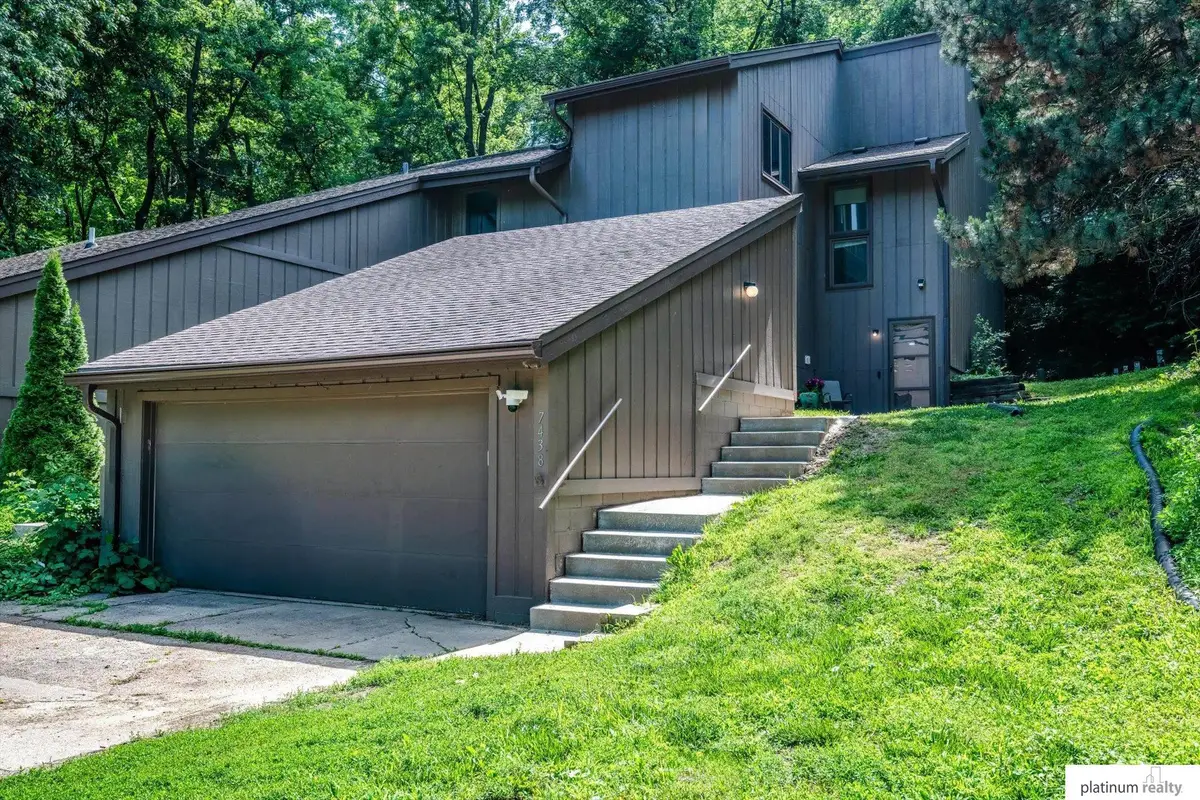 7438 N 55 Plaza, Omaha, NE 68152 - #1