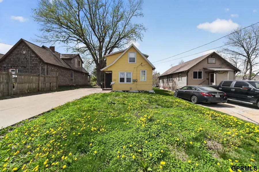4719 S 18th Street, Omaha, NE 68107 - #3
