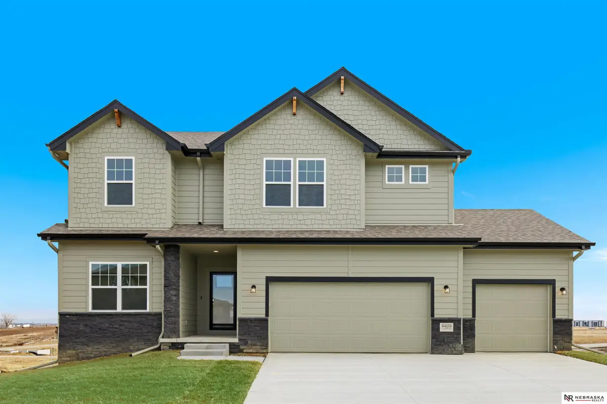 4506 S 212th Street, Elkhorn, NE 68022 - #1
