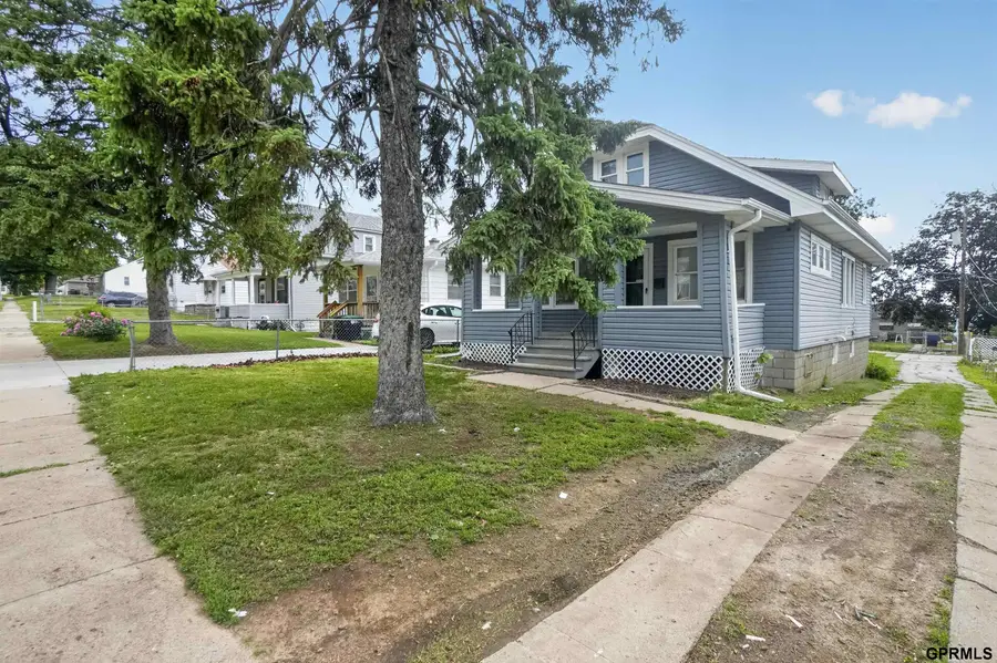5911 N 33rd Avenue, Omaha, NE 68111 - #2