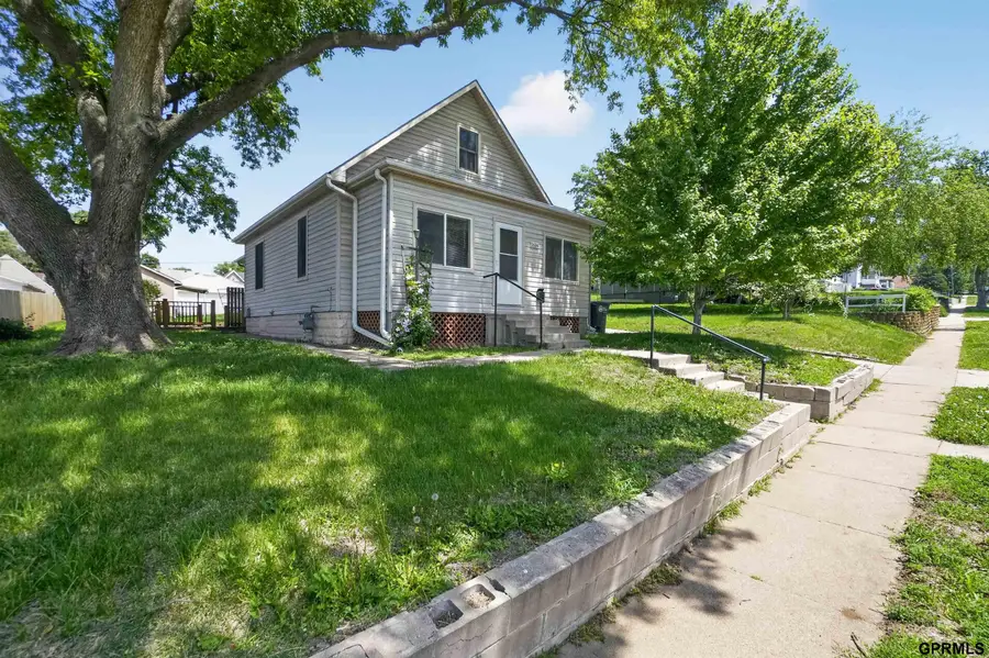 1614 Drexel Street, Omaha, NE 68107 - #2