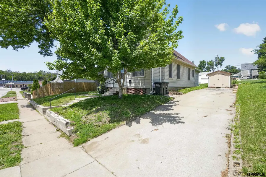 1614 Drexel Street, Omaha, NE 68107 - #3