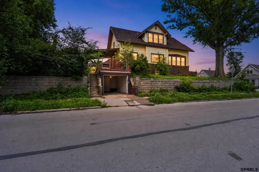 4142 S 12th Street, Omaha, NE 68107 - #2