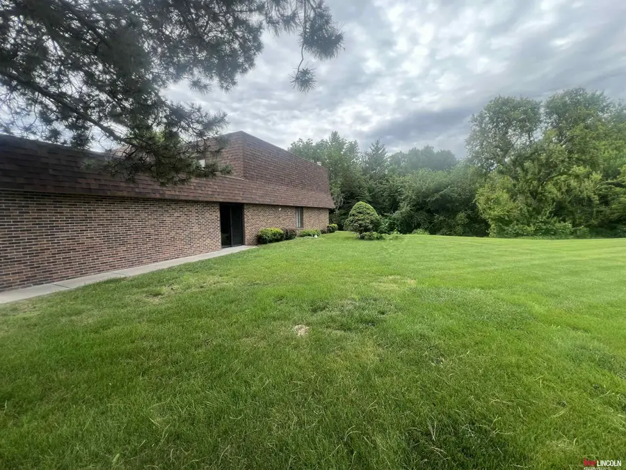 2801 Ponca Street, Lincoln, NE 68506 - #2