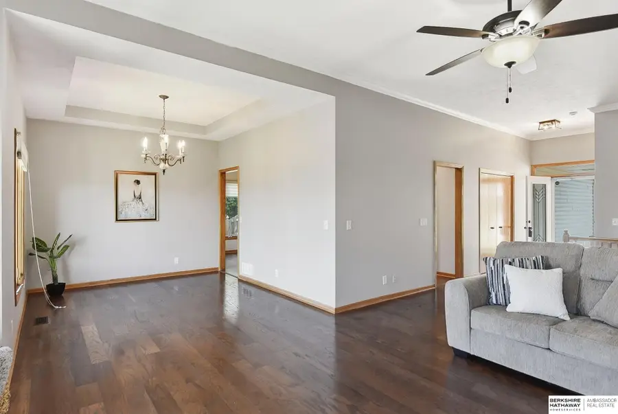 15520 Seward Street, Omaha, NE 68154 - #2