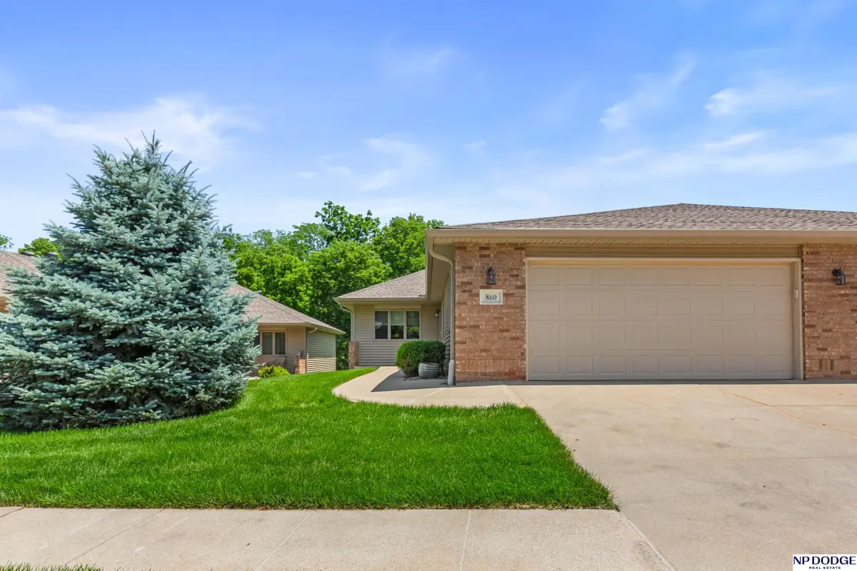 860 Southfork Road, Blair, NE 68008 - #1