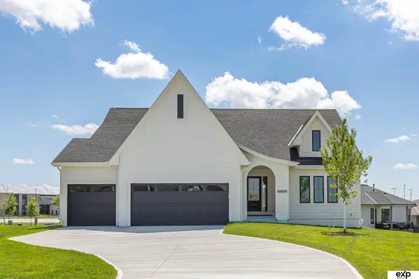 10212 S 180th Avenue Circle, Omaha, NE 68136