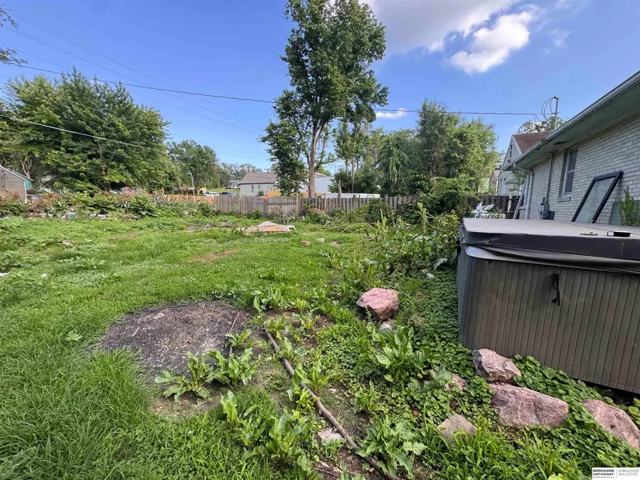 3331 N 40th Avenue, Omaha, NE 68111 - #2