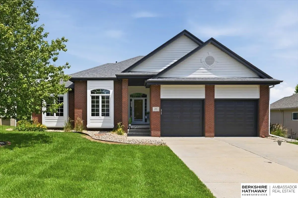 123 Castle Pine Drive, Papillion, NE 68133 - #1