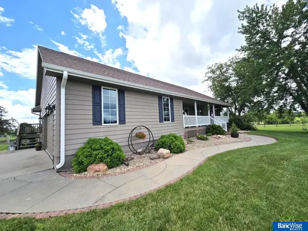 6830 SW 9 Street, Lincoln, NE 68523