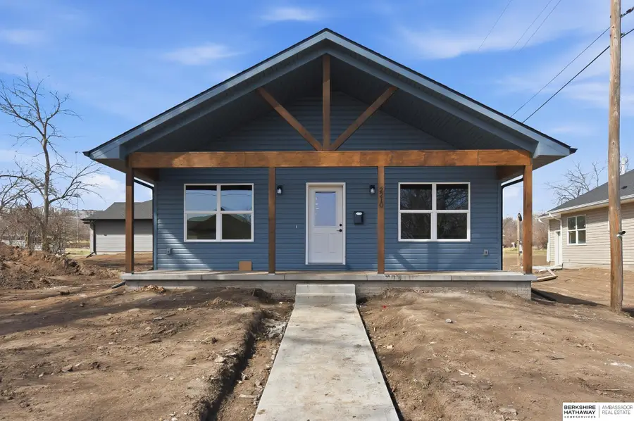 2210 N 26th Street, Omaha, NE 68111 - #2