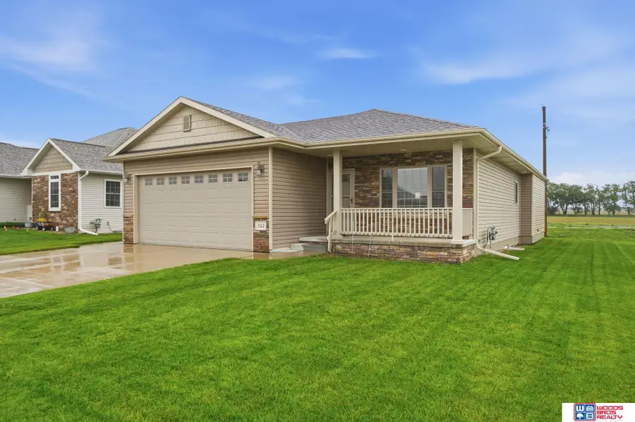 302 Knotty Pine Lane, Seward, NE 68434 - #3