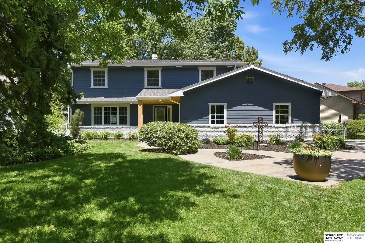 8106 Manderson Street, Omaha, NE 68134 - #1