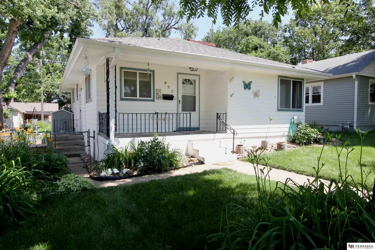 623 S Jackson Street, Papillion, NE 68046 - #1
