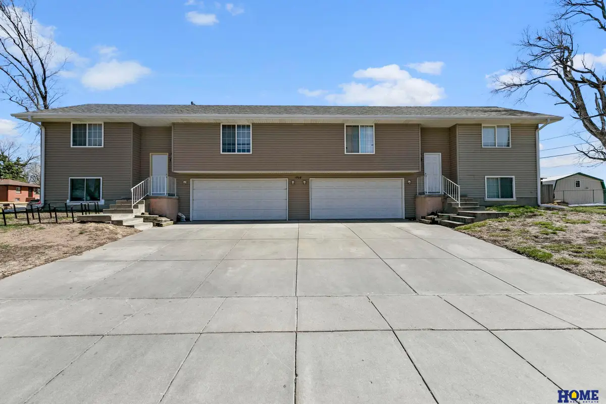 1708 S 6th Street, Lincoln, NE 68502 - #1