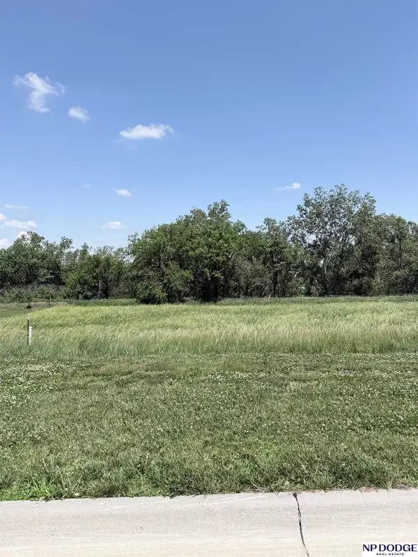 1019 Brickyard Drive, Hooper, NE 68031
