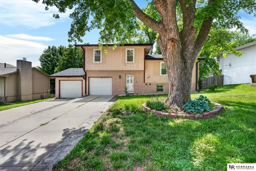 8606 S 45th Avenue, Omaha, NE 68157 - #3
